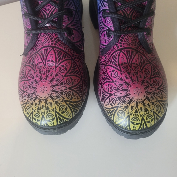 Colorful Chakra Boots, VGUC, Size 7.5 - Picture 3 of 7